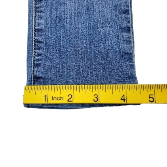 Refuge Women's‎ Denim Distressed Blue Jeans Skinny Size 4 - Picture 8 of 12